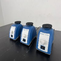 VWR Analog Vortex Mixers - Quantity 3 image 1
